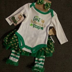 My first St. Patty’s Day set 4 Piece. Green and White size 3m.